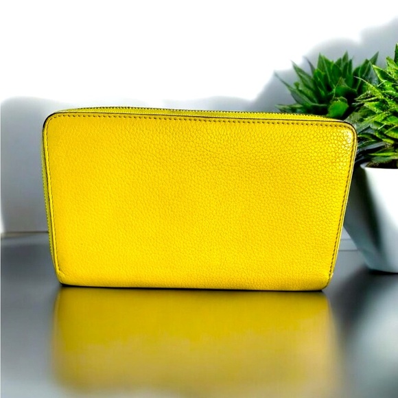 Celine large citron leather zip around wallet - Picture 2 of 9